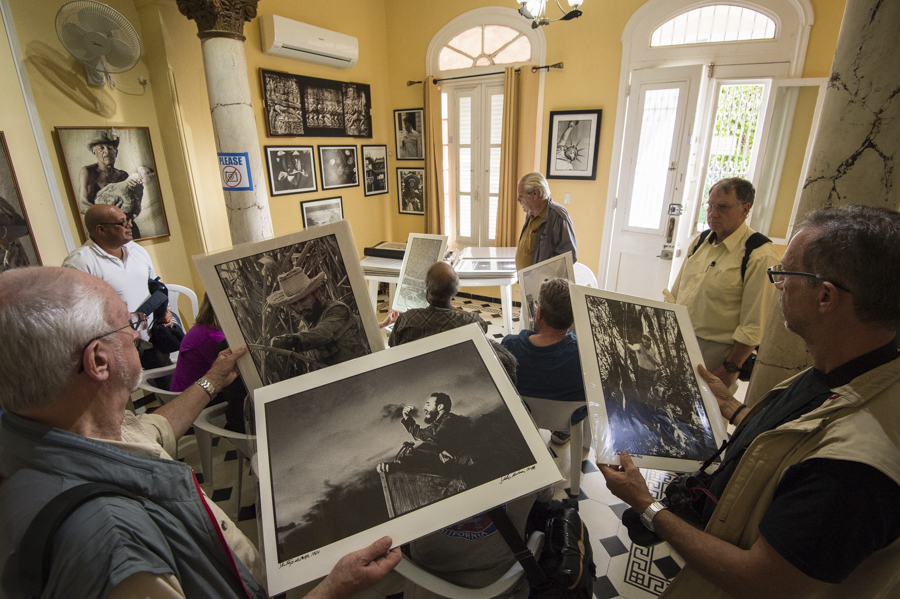 Our group visited the studio of iconic photographer Roberto Salas Meriño who began his career at Life magazine at the age of 16, and two years later moved to Cuba to become an official photographer to Fidel Castro.